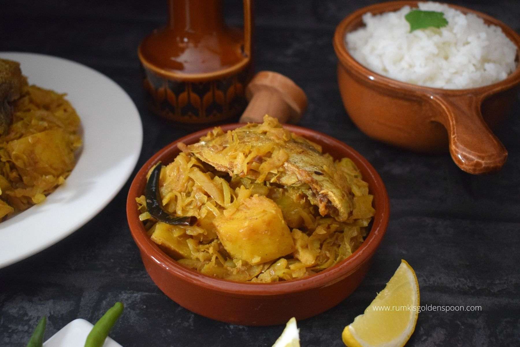 Rui Macher Matha Diye Bandhakopi Cabbage with rohu Fish Head Fish