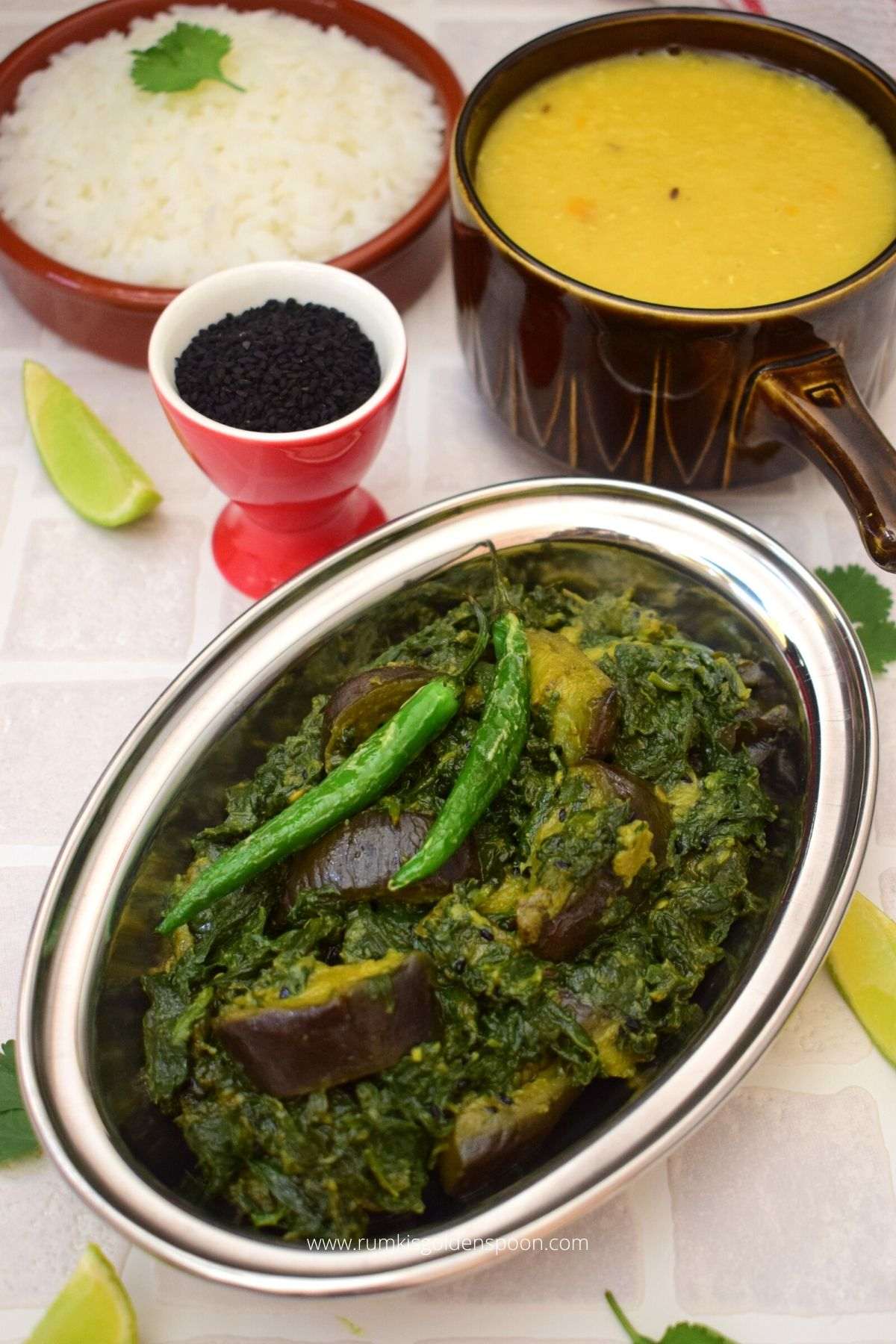 palong shaak recipe, palong shak recipe, bengali palak, begun diye palong shaak, palong shak recipe bengali, bengali palak saag recipe, bengali palak recipe, palong shaak bhaja, palong shaak recipe bengali, palak shak bengali recipe, palak baingan bengali recipe, bengali traditional food, traditional food of Bengali, traditional bengali food, bengali food, vegetarian recipes of india, vegetarian recipes in India, bengali food recipes, recipes of bengali food, homemade bengali food, niramish recipe, bengali veg recipe, bengali vegetable recipe, palak recipe, palak recipes, palak recipe Indian, Indian recipe with spinach, shaak recipe, spinach recipe Indian, Rumki's Golden Spoon