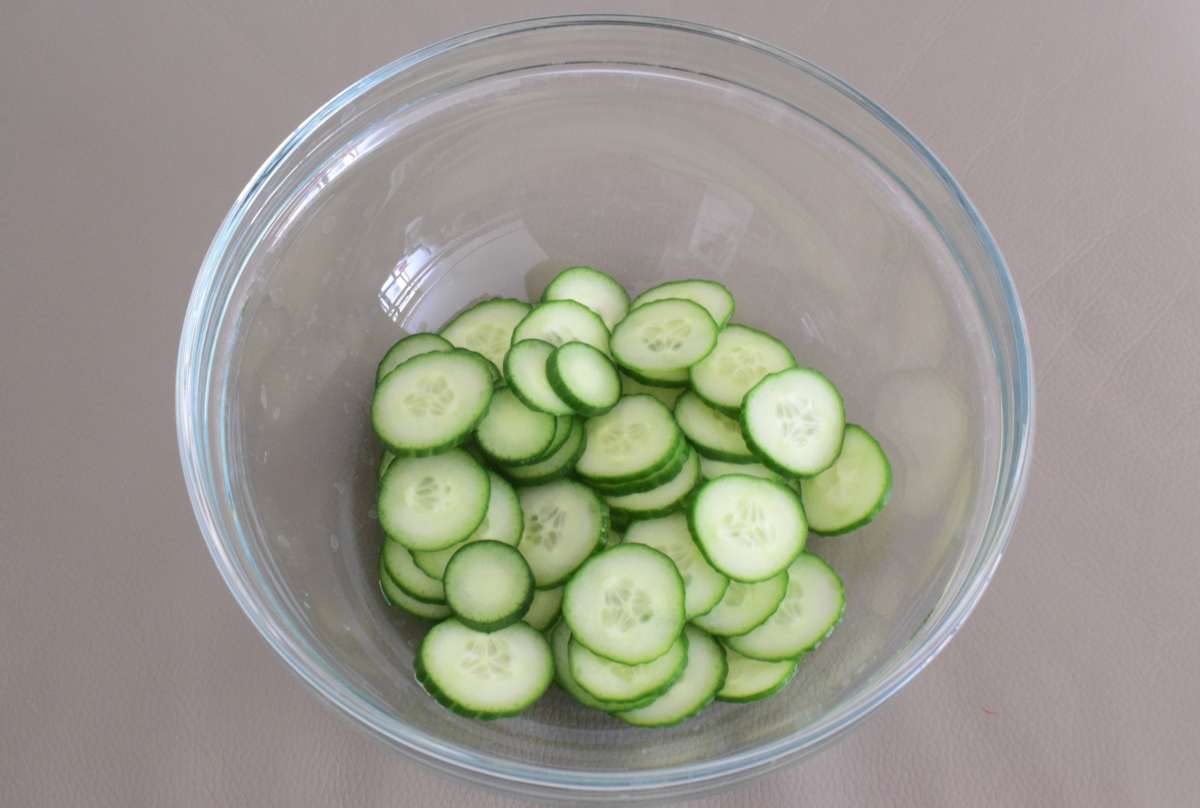 Asian cucumber salad | Crunchy Asian cucumber salad | How to make Asian ...