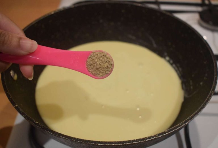 Coconut barfi with milkmaid Coconut burfi with condensed milk