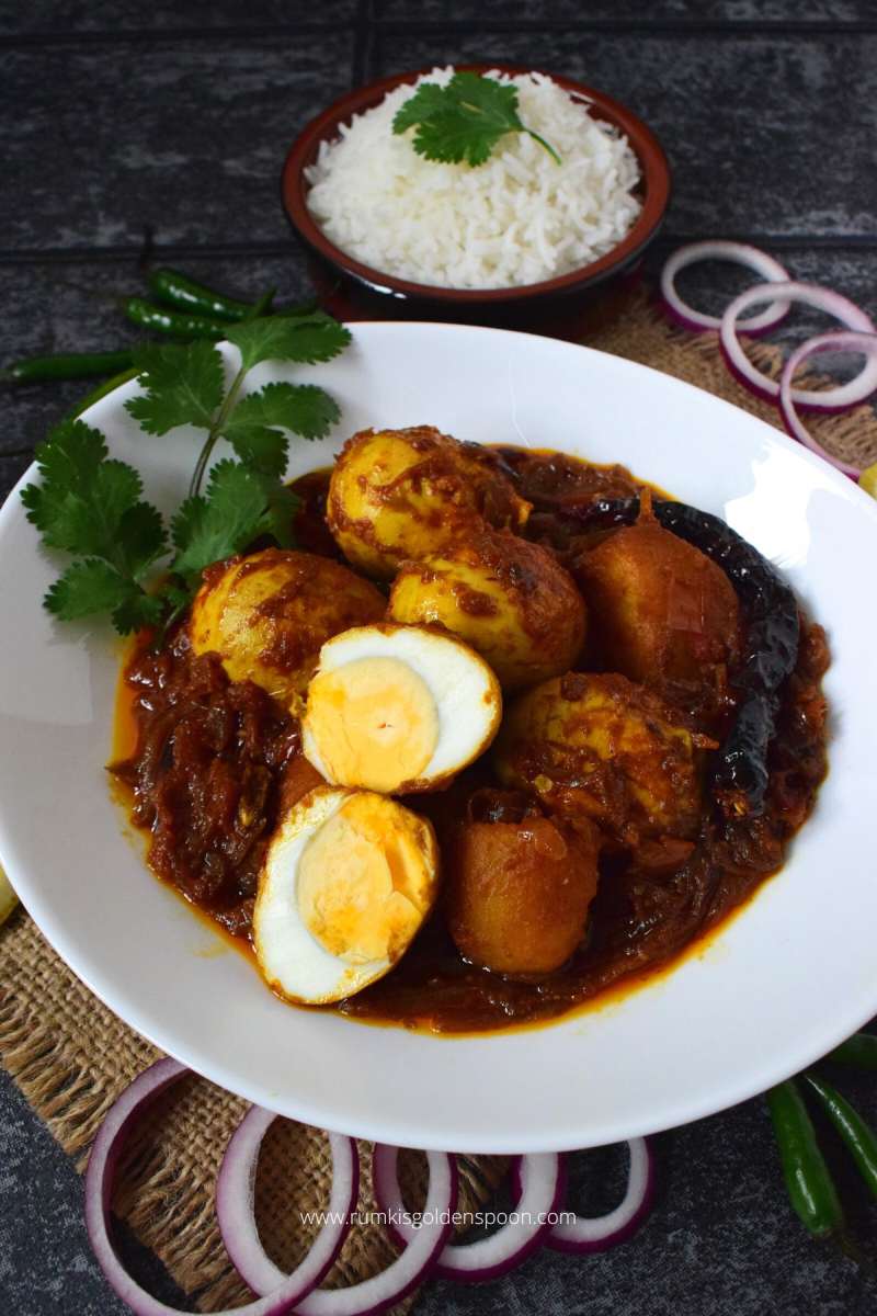 bengali egg curry, dim kosha, dimer kosha, bengali egg curry recipe, egg kosha, egg curry bengali style, dimer kosha recipe, dim kosha recipe, egg kosha recipe, haser dim kosha, haser dimer kosha, egg kosha in bengali style, dim kosha bengali recipe, dim er kosha, how to make dim kosha, bengali egg curry with potato, bengali style egg curry with potato, dim kasha, dim kasha recipe, how to make egg kosha, Rumki's Golden Spoon