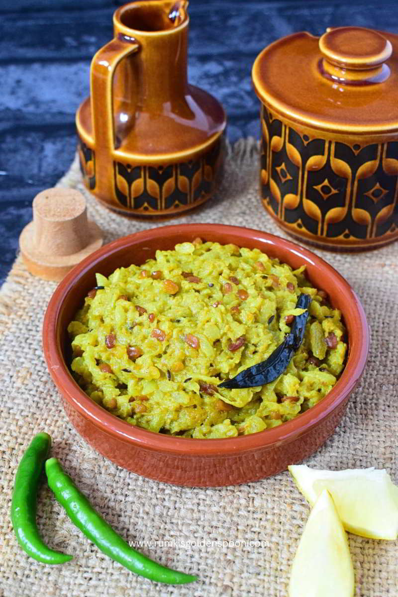 squash ghonto, moong dal diye squash ghonto, how to make squash ghonto, niramish ghonto,niramish tarkari recipe, niramish tarkari, niramish recipe, Bengali niramish recipe, bengali traditional food, traditional food of Bengali, traditional bengali food, Bengali recipes, Bengali recipe, Bengali food, homemade Bengali food, bengali veg recipe, bengali vegetable recipe, no onion no garlic recipe, Rumki's Golden Spoon