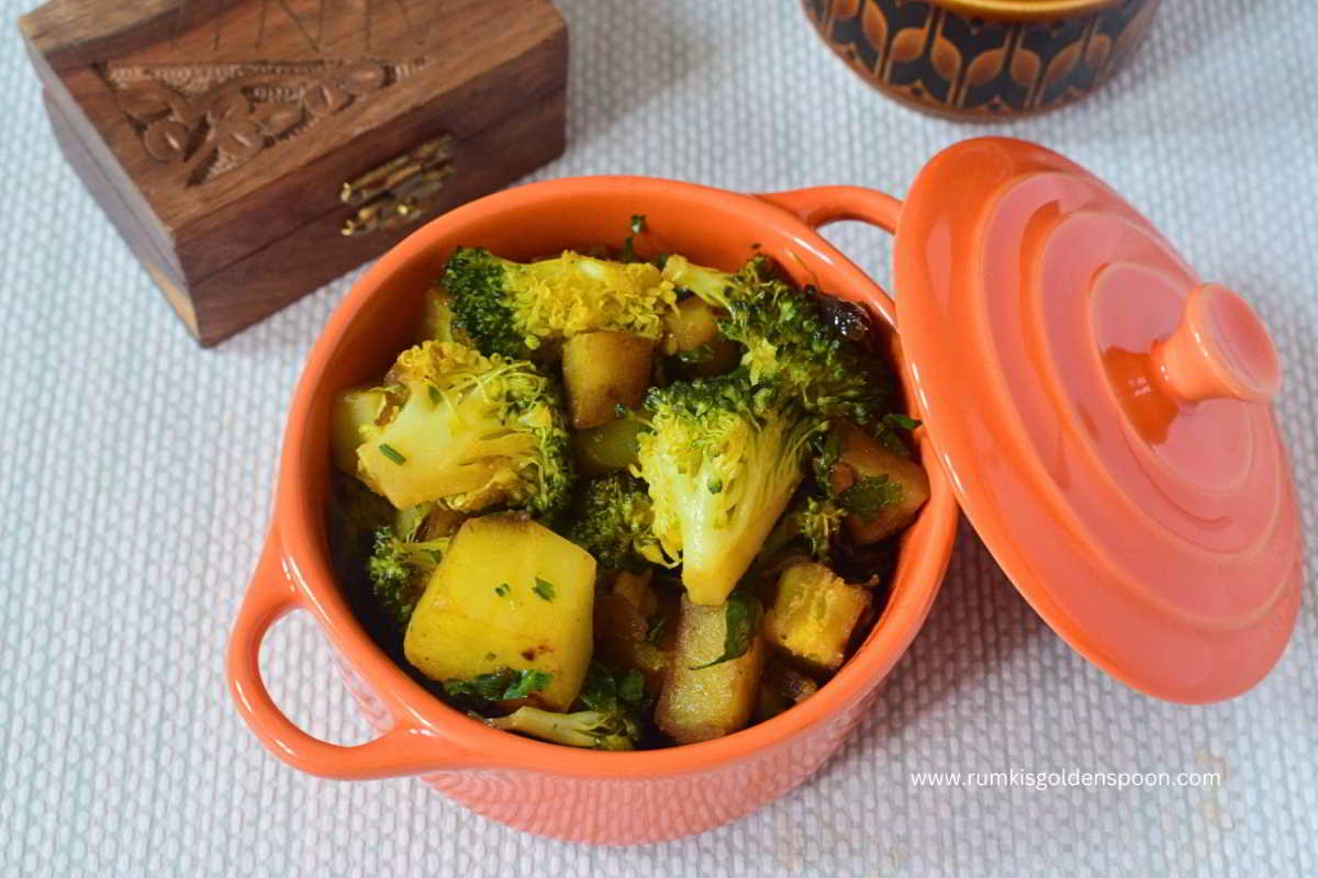 potato broccoli stir fry, aloo broccoli bhaja, aloo broccoli bhaji, aloo and broccoli bhaji, how to cook broccoli indian style, broccoli recipe indian style, broccoli stir fry recipe, broccoli ki sabji kaise banaye, broccoli stir fry indian, simple broccoli recipes indian, broccoli sabzi for chapati, vegetarian broccoli recipes indian, broccoli bhaji, broccoli ki sabji banane ka tarika, broccoli ki sabzi, how to make broccoli sabzi in indian style, broccoli bhaji recipe, broccoli ki bhaji, Rumki's Golden Spoon