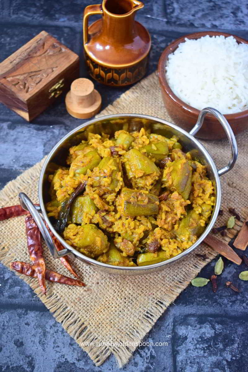 chal potol recipe, chal potol, chal potoler ghonto, chaal potol, how to make chal potol, pointed gourd recipe, recipes of pointed gourd, pointed gourd recipes Indian, bengali traditional food, traditional food of Bengali, traditional bengali food, bengali veg recipe, bengali vegetable recipe, no onion garlic recipe, no onion no garlic recipe, without onion garlic recipes, no onion garlic recipes,bengali recipe, bengali recipes, bengali food, vegetarian recipes of India, vegetarian recipes in India, bengali food recipes, recipes of bengali food, homemade bengali food, Rumki's Golden Spoon