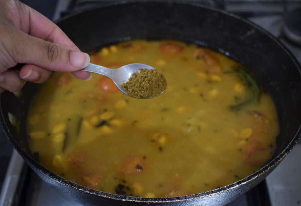 Gujarati khatti meethi dal Gujarati toor dal recipe How to make