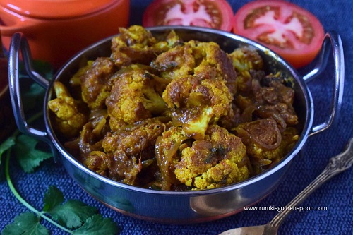 achari gobi recipe, achari gobi, how to make achari gobi, achari gobi masala, achaari gobi, Punjabi achari gobi, achari recipe, gobi recipe Indian, cauliflower recipe Indian, cauliflower in pickled sauce, pickled cauliflower curry, vegetarian Indian curry recipes, vegetarian recipe Indian, Rumki's Golden Spoon